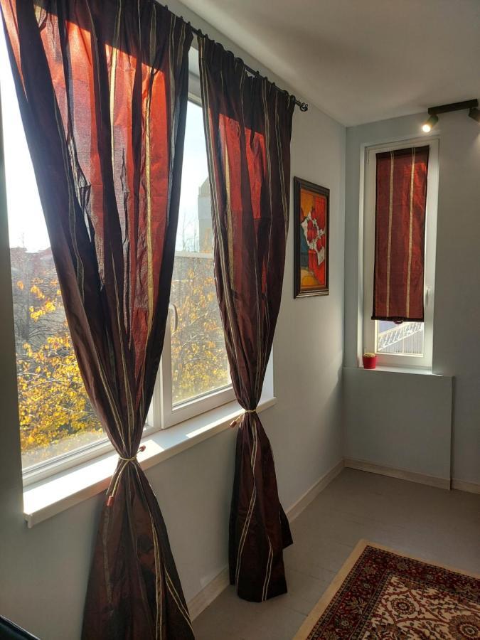 Cozy Spot By The Lions' Bridge Apartment София Екстериор снимка