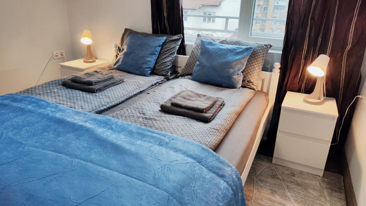 Cozy Spot By The Lions' Bridge Apartment София Екстериор снимка