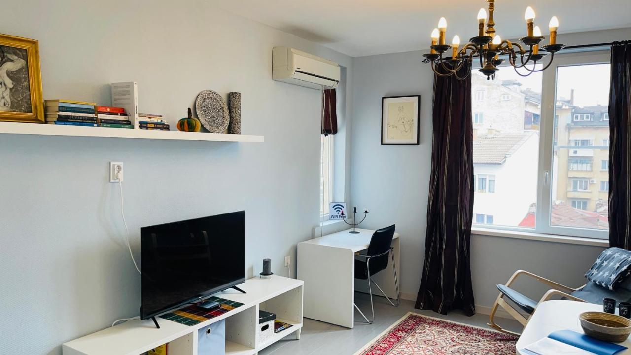 Cozy Spot By The Lions' Bridge Apartment София Екстериор снимка